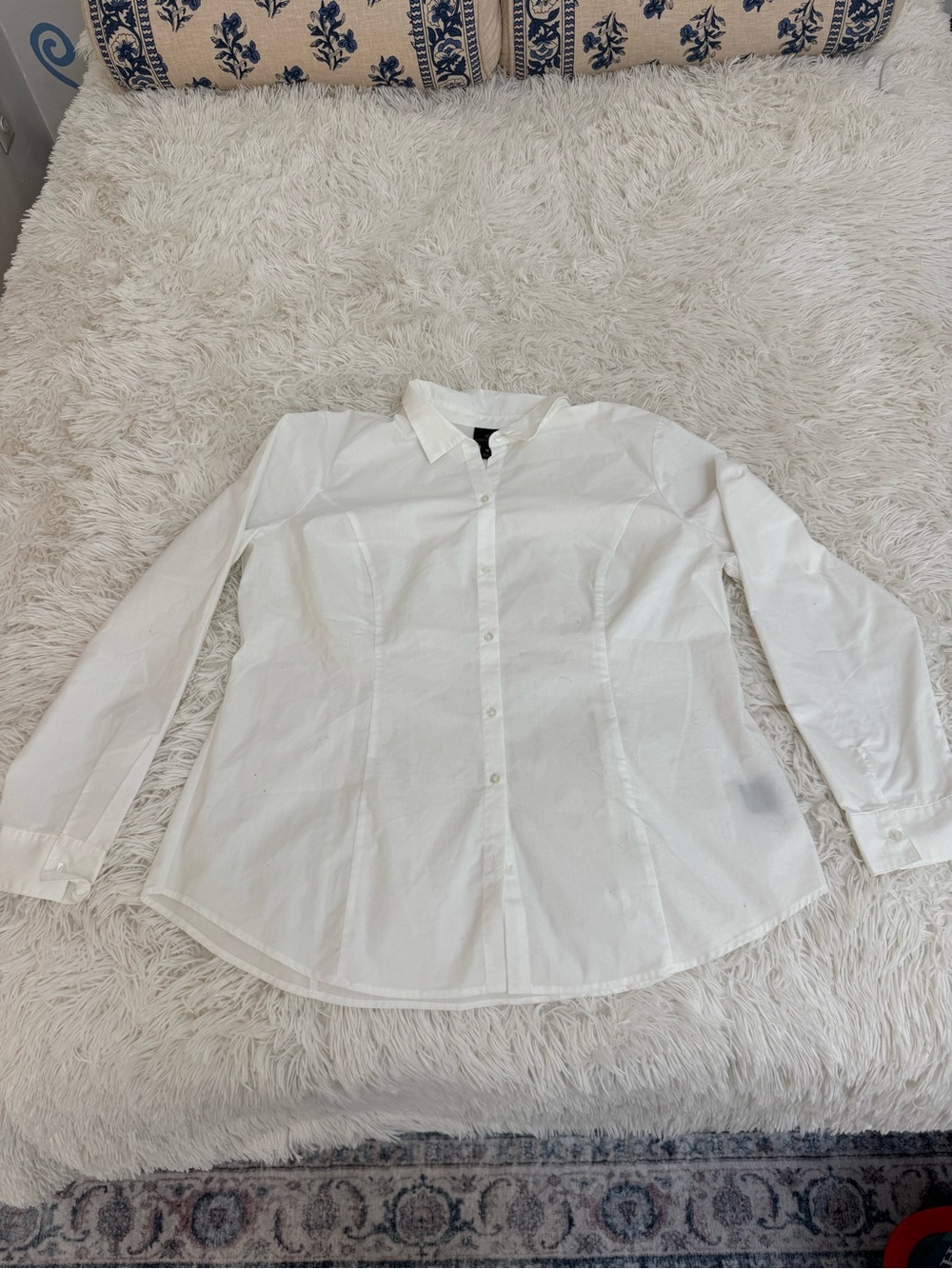 Worthington White Tailored Button-Down Shirt